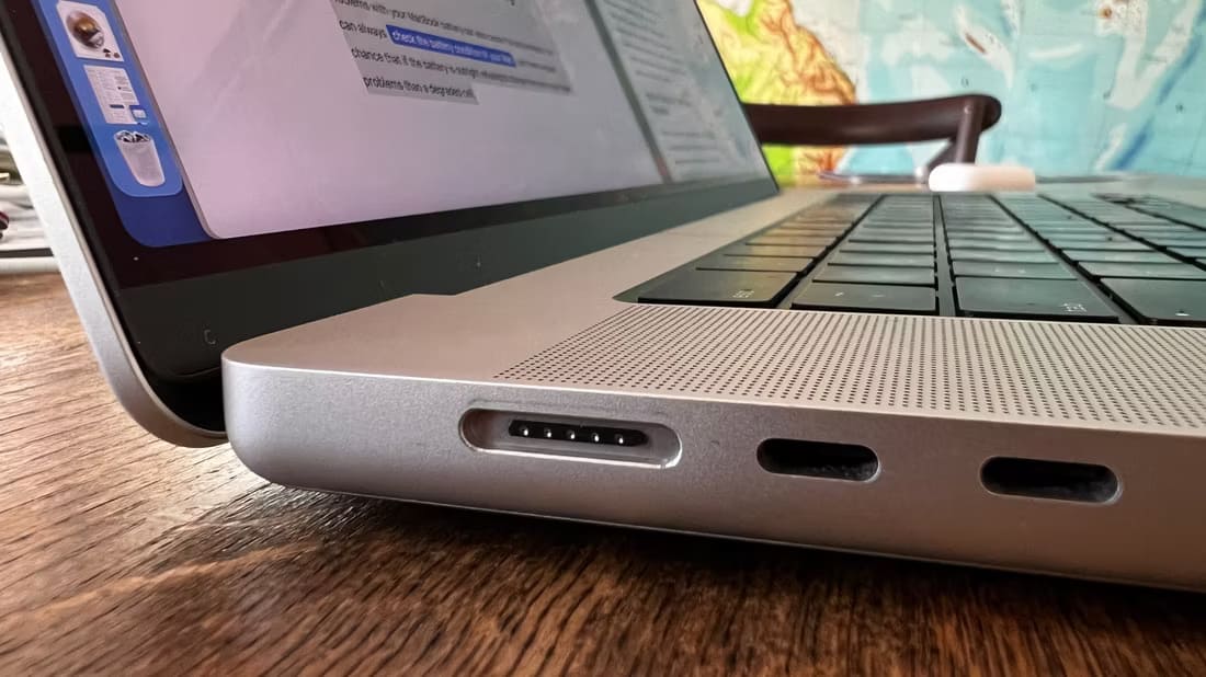 8 حيل أستخدمها للحفاظ على نظافة جهاز MacBook الخاص بي (دون إتلافه) - %categories