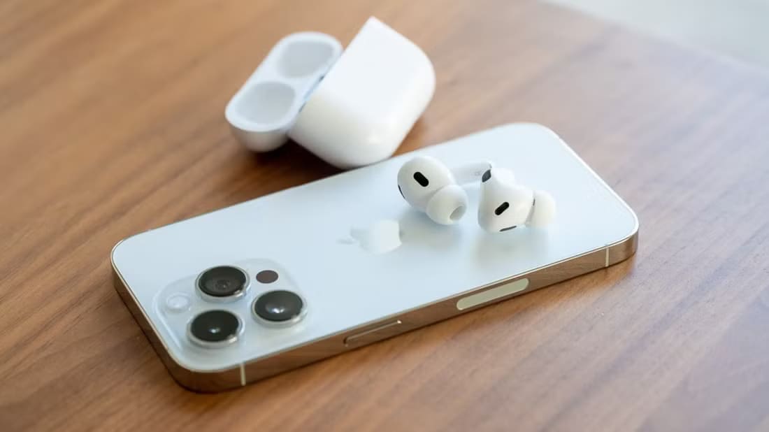 كيفية التمييز بين أجيال AirPods واختيار الأنسب لك - %categories