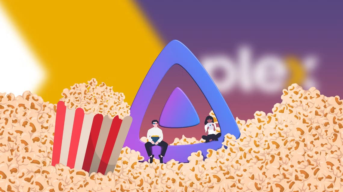 a-popcorn-bucket-with-several-spilled-popcorns-the-jellyfin-logo-at-the-center-and-the-plex-logo-blurred-in-the-background لماذا Jellyfin أصبح الخيار الأول لعشاق الوسائط بدلاً من Plex