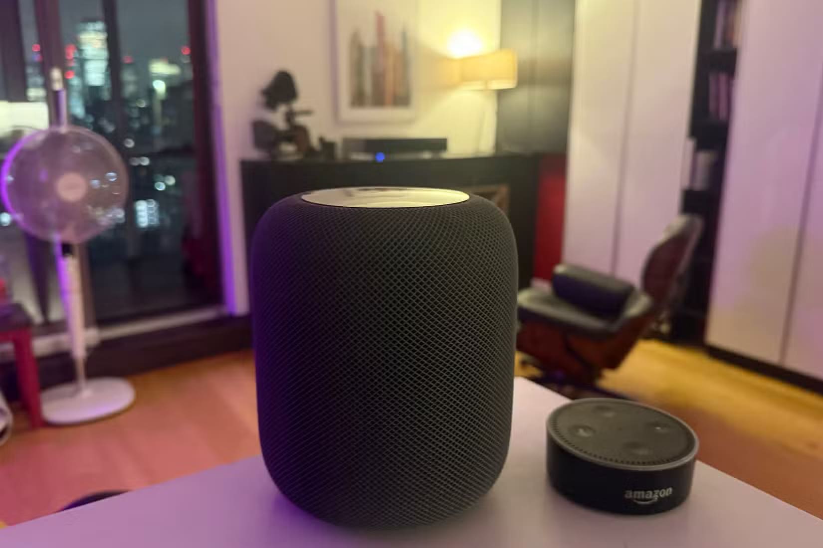 apple-homepod-and-amazo-echo-smart-speakers أحدث منتجات Apple المتوقعة التي قد تغير تجربتك التكنولوجية