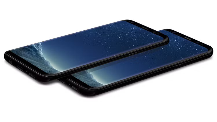 samsung-galaxy-s8-and-s8-plus مزايا غير متوقعة تجعل هاتف Samsung Galaxy S8 منافسًا قويًا حتى أمام S25