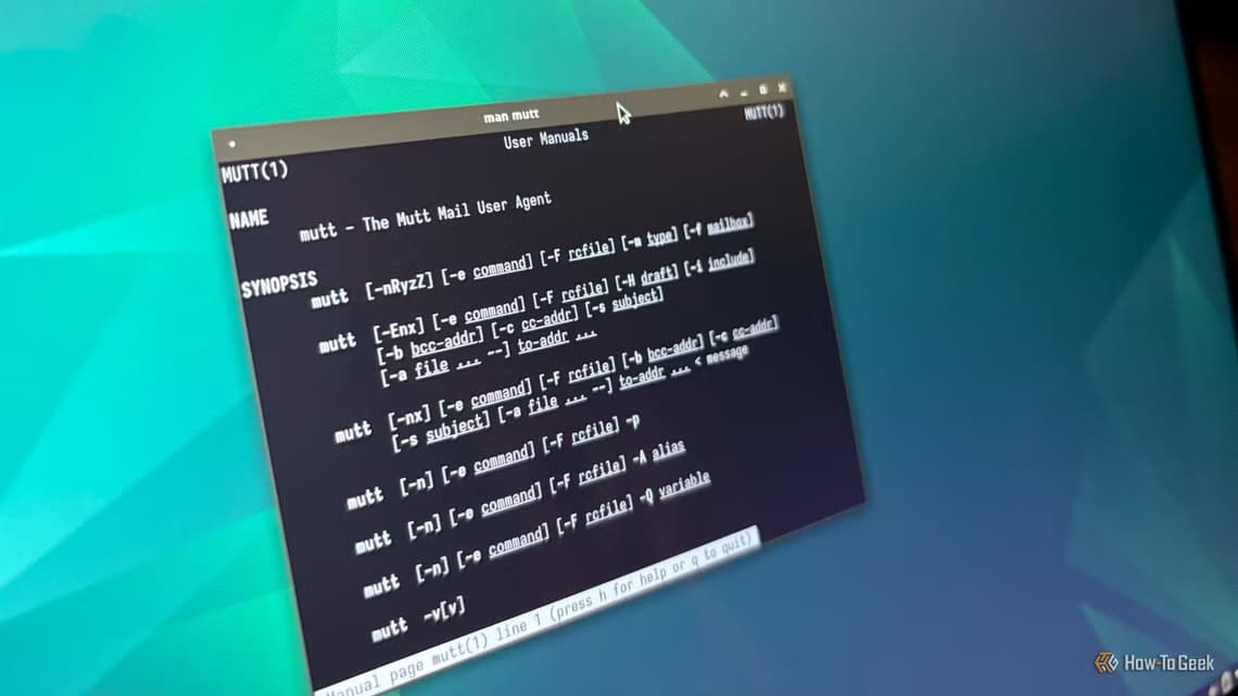 terminal-window-showing-the-manual-page-for-the-mutt-email-client-on-linux أوامر مؤكدة لتثبيت وإزالة البرامج في Linux عبر Terminal بخطوات مجربة
