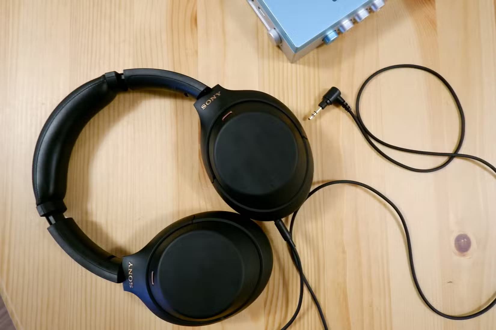 wired-sony-wh-1000xm4 ما أفضل طريقة لضبط إعدادات الصوت لكل نوع من الاستخدامات